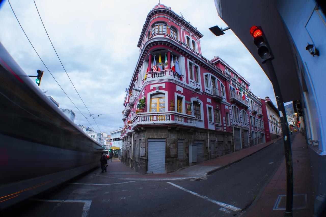 Hotel Plaza Del Teatro キト エクステリア 写真