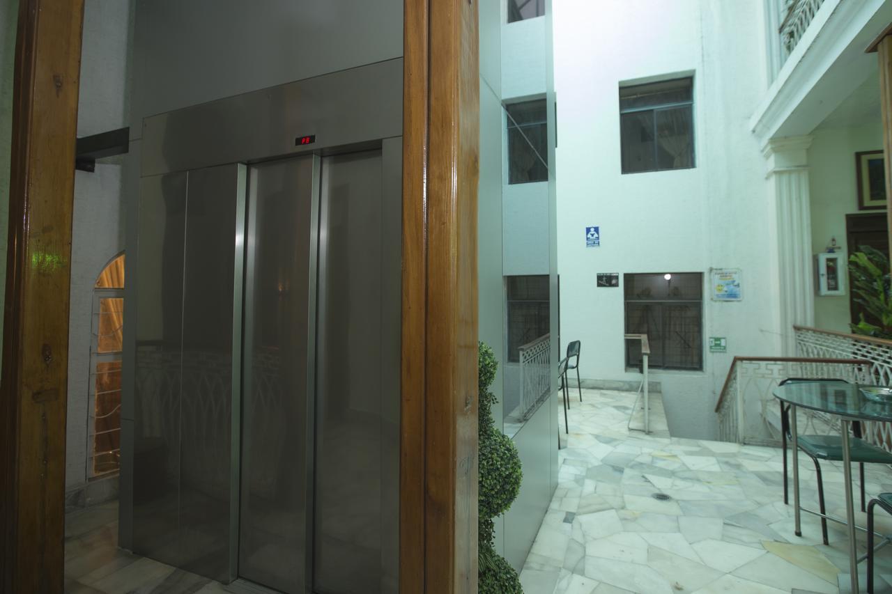 Hotel Plaza Del Teatro キト エクステリア 写真